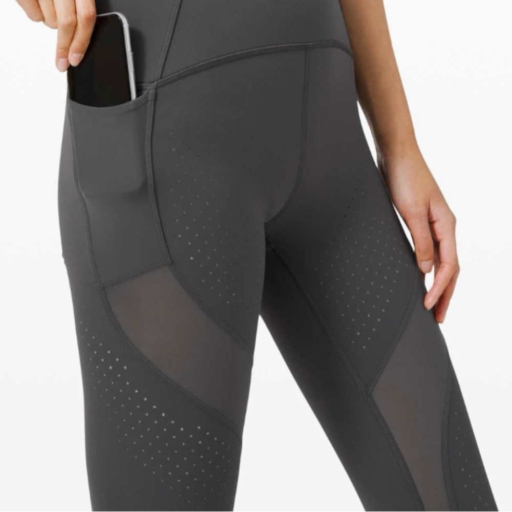 Lululemon Uncovered Strength High-Risein Graphite Grey